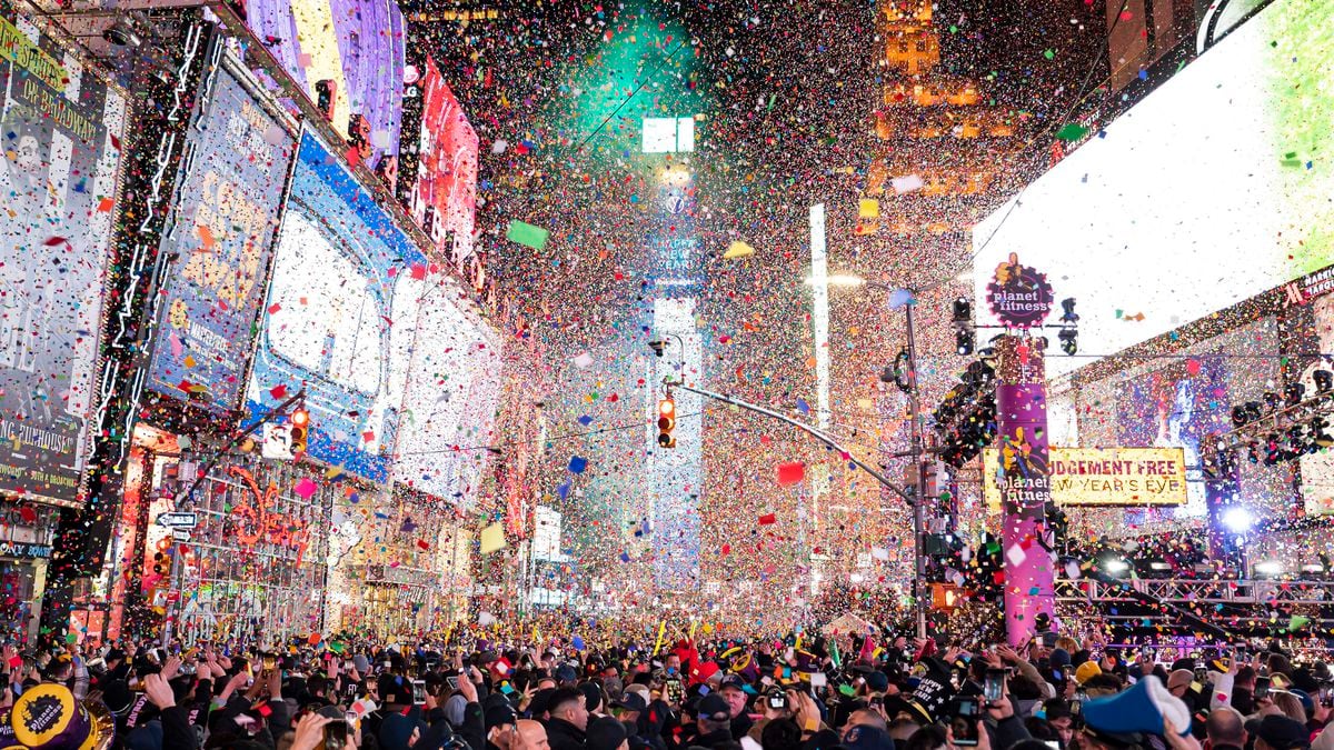 Times Square New Year 2025