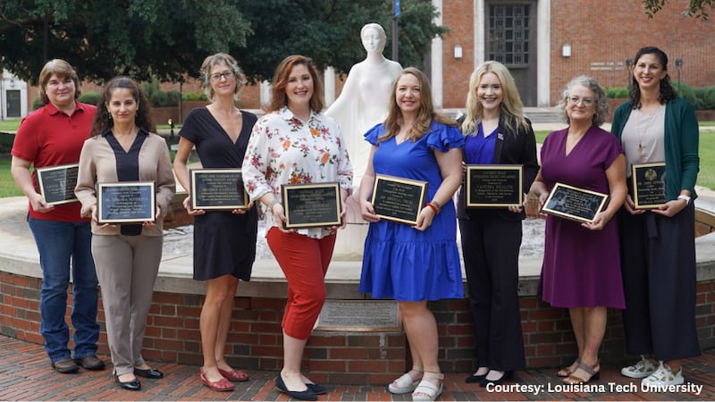 10 members of La. Tech's faculty and staff were awarded the University Senate Award.
