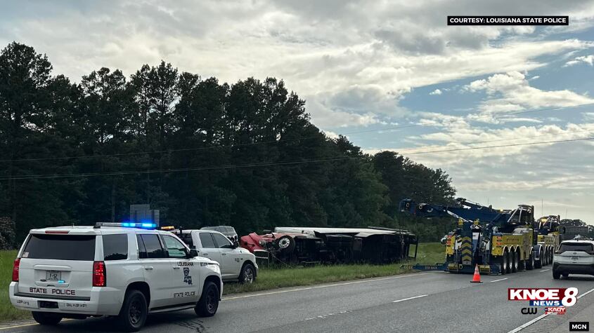 TRAFFIC ALERT: I-20 westbound lane temporarily closed following overturned 18-wheeler accident - Vimarsana News